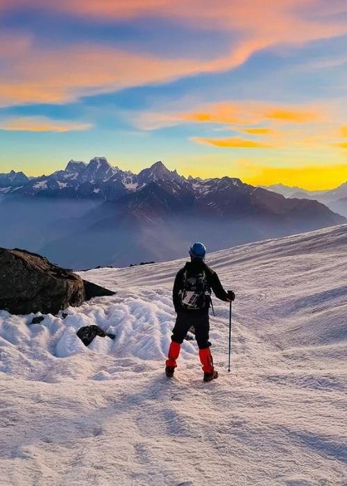 Dayara bugyal Trek