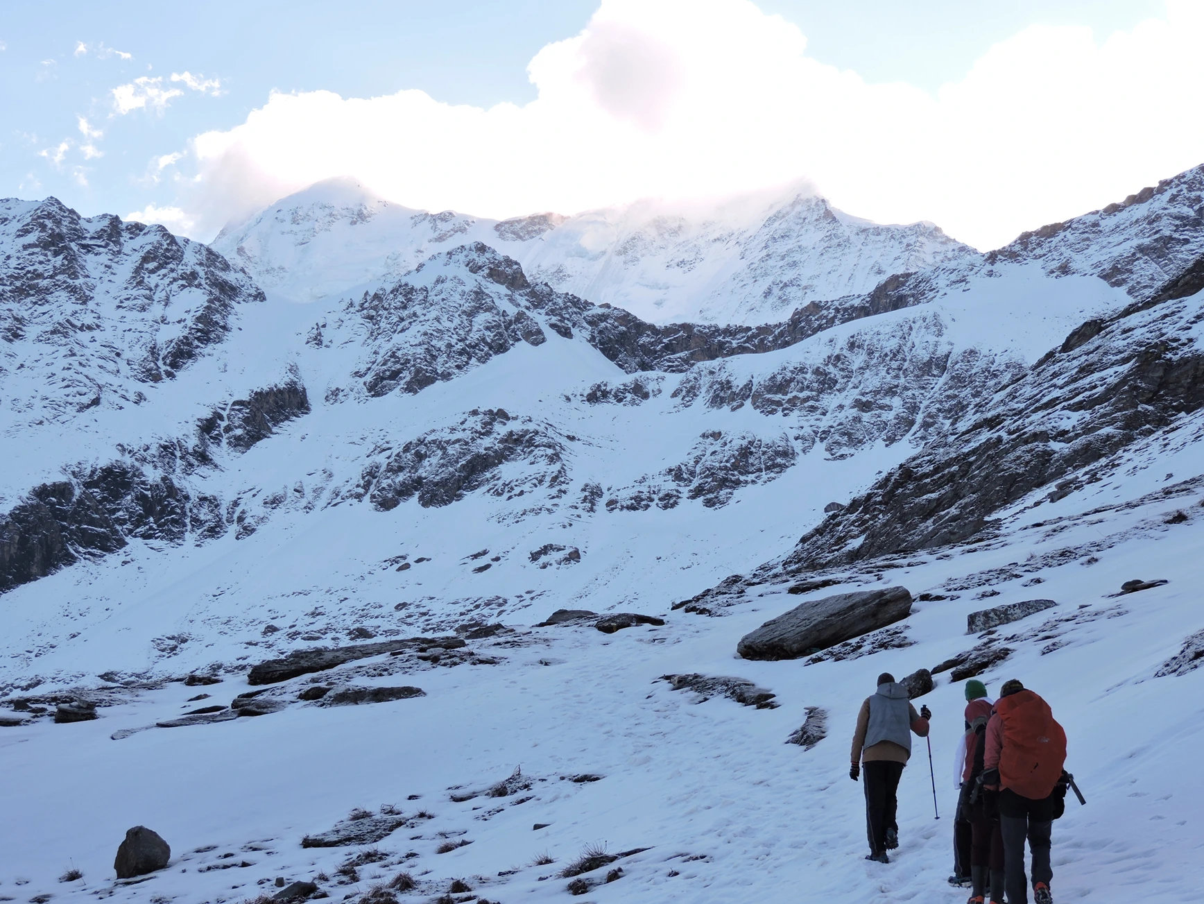 Beginner​‍​‌‍​‍‌ Trekking Guide: What You Must Know Before Your First Trek
