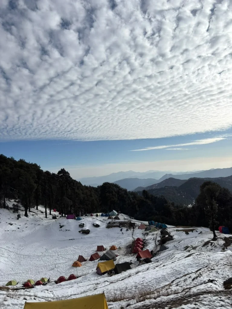 Why Trekkers Choose Roopkund Heaven for Their Himalayan Adventures